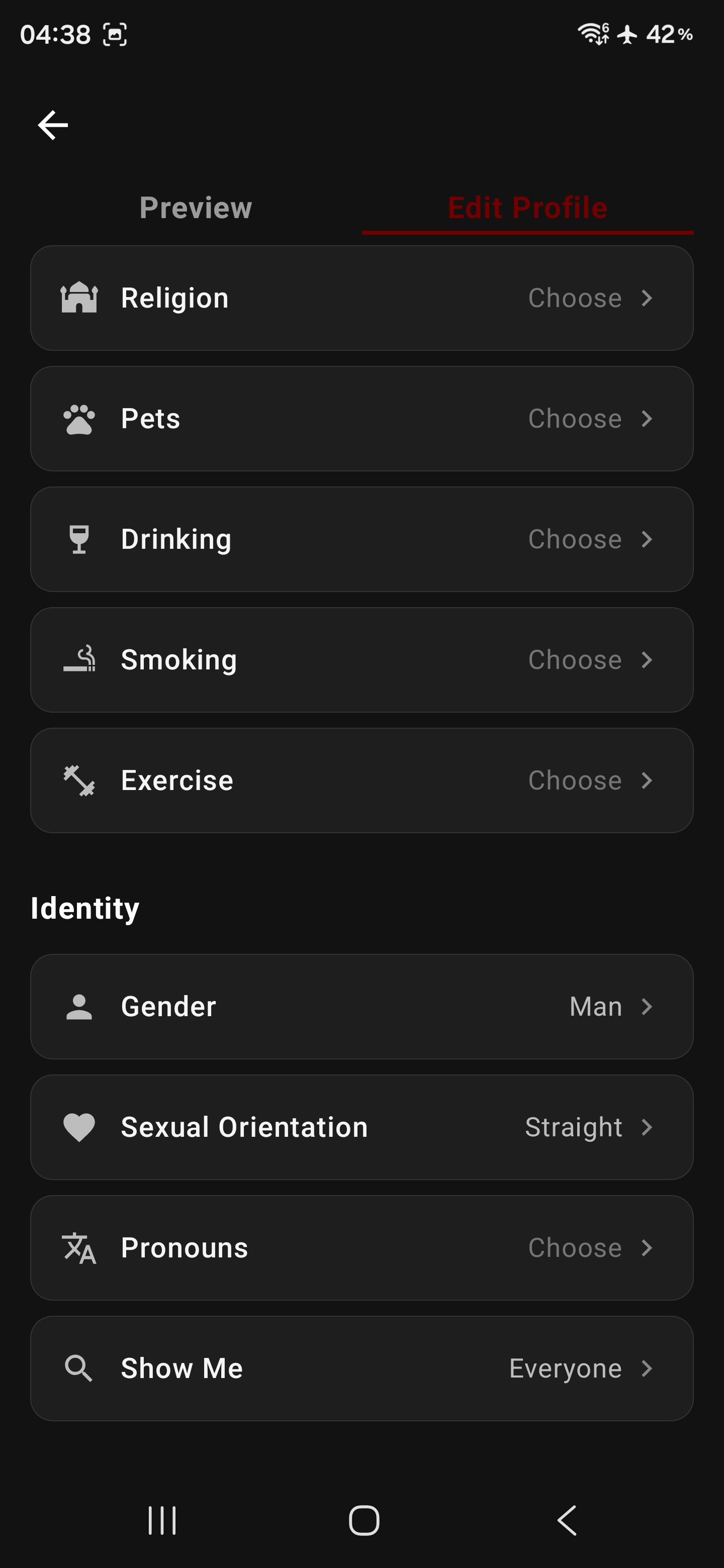 LOMRAXE profile details screen